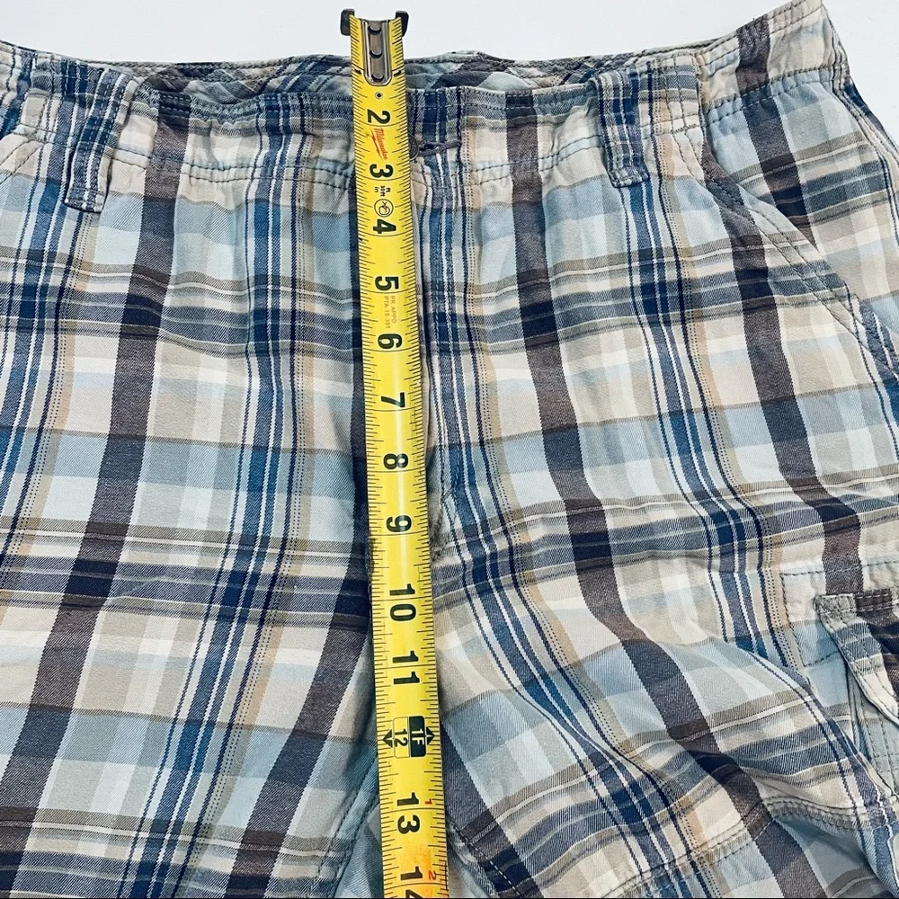 MENS LEVIS CARGO SHORTS Size 36 Multicolor Good Condition - Picture 5 of 10